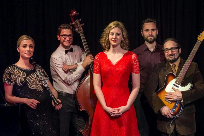 Hetty And The Jazzato Band Volare